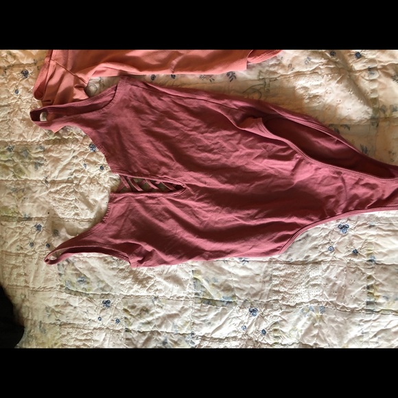 Bundle Forever 21 bodysuit - Picture 2 of 5